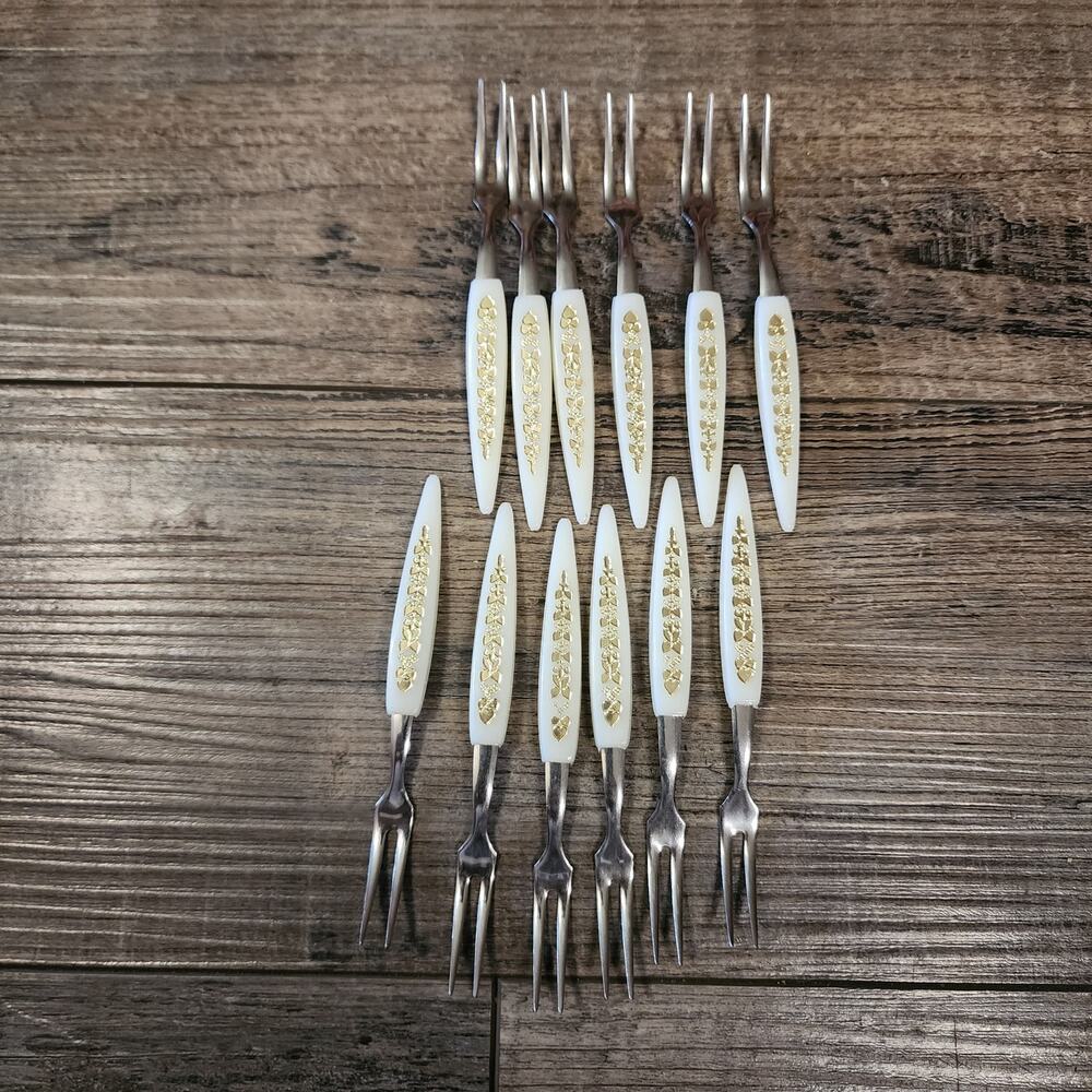 Set of 12 Vintage small Oyster forks Japan b44